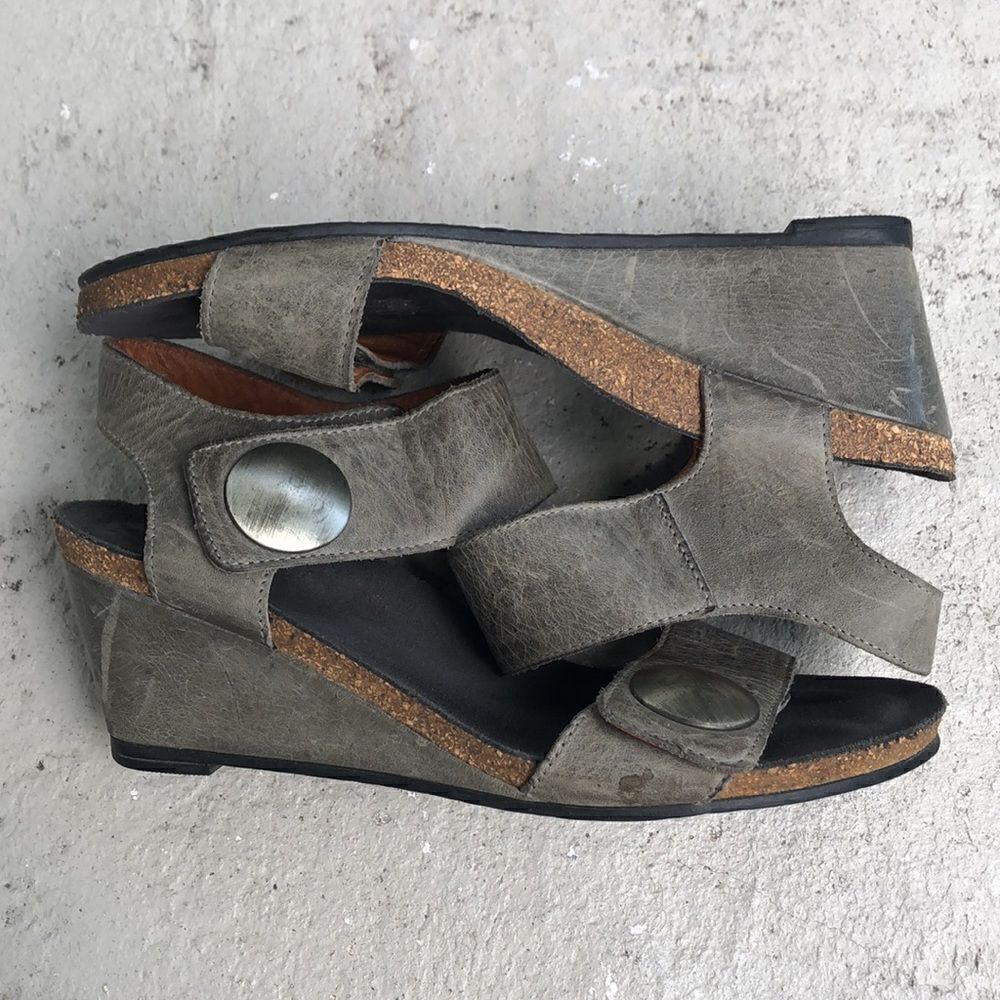 Taos  wedge  sandals - Picture 2 of 9
